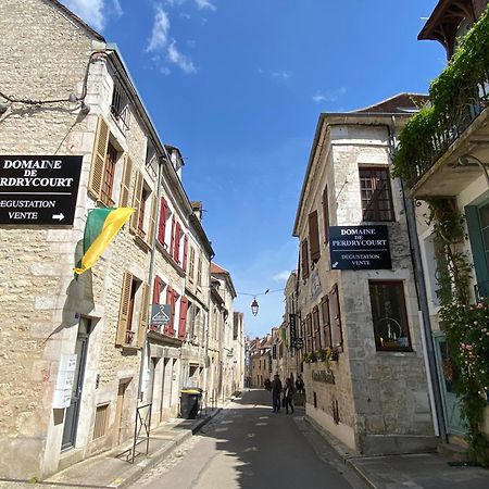 Le Beau Chardonnay, Au Coeur De Chablis Apartment Екстериор снимка