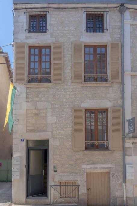 Le Beau Chardonnay, Au Coeur De Chablis Apartment Екстериор снимка